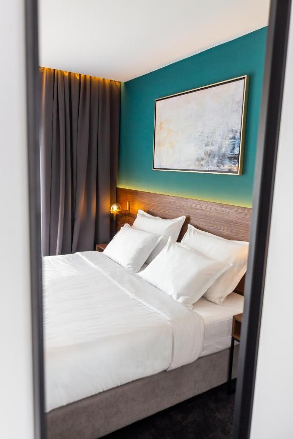 Boutique Rooms 76 Имотски Екстериор снимка